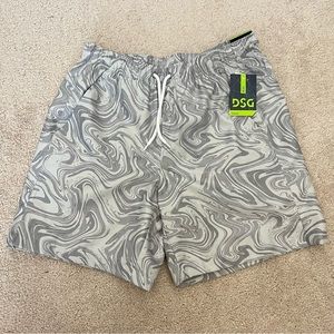 DSG 6” lifestyle short NWT